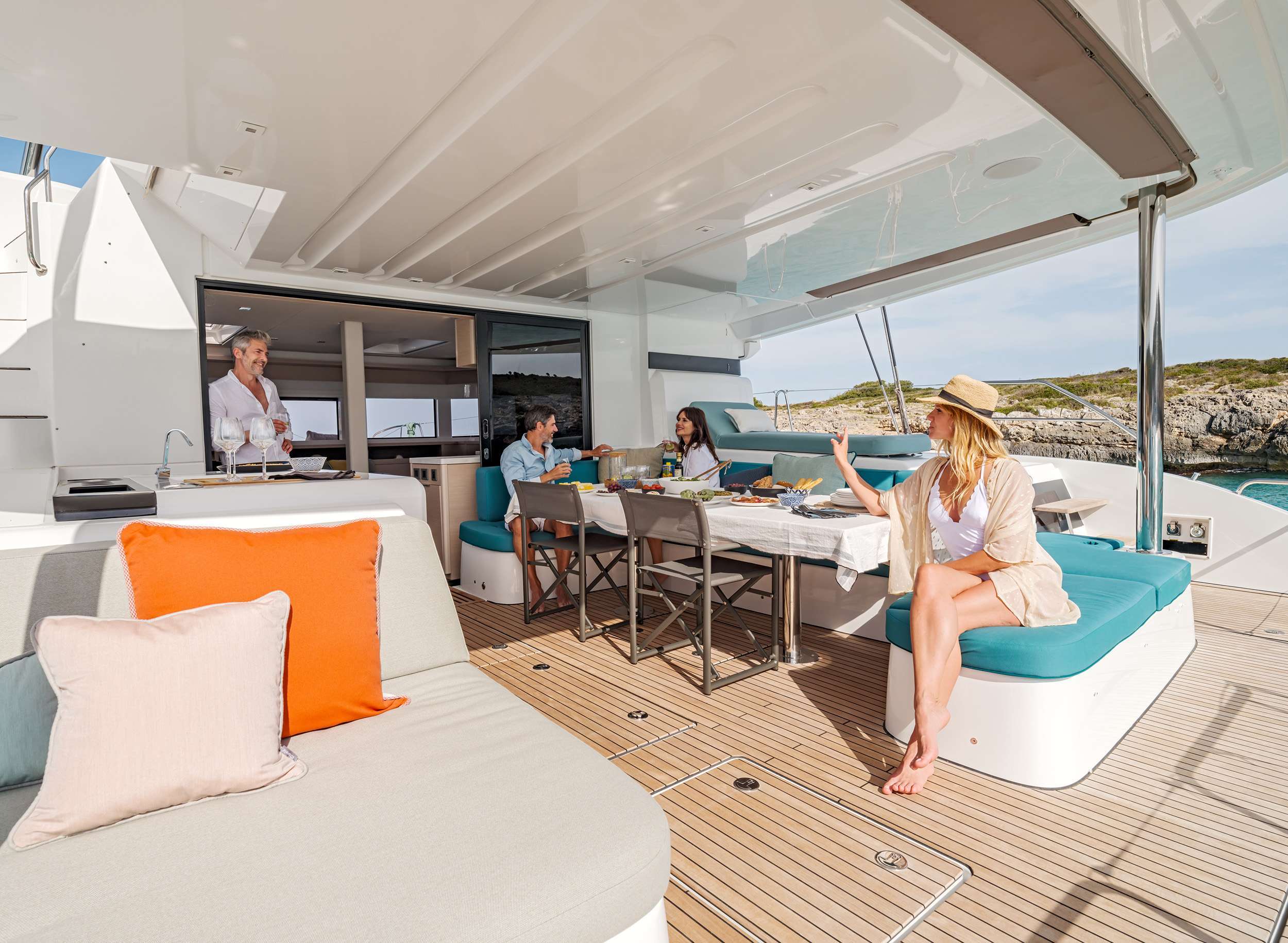 Luxury Crewed Catamaran NOMAD photo 7