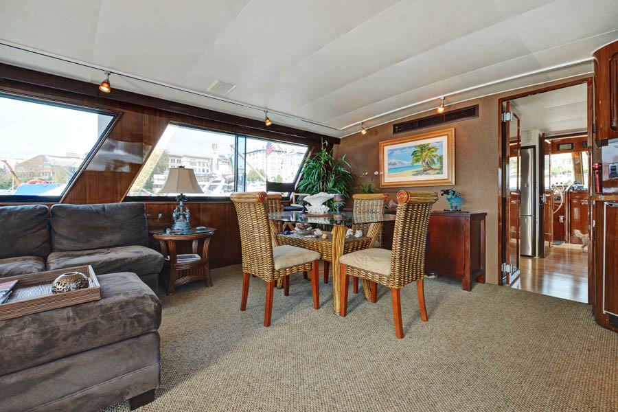 Crewed Motor Yacht NORTHERN LIGHT photo 5