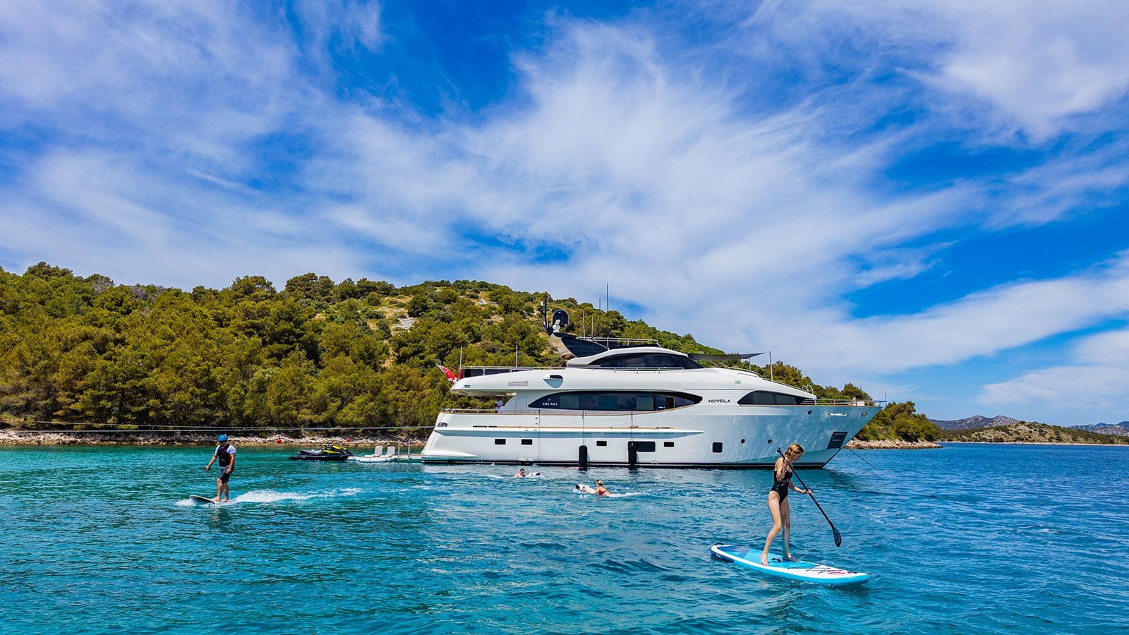 Luxury Crewed Motor Yacht NOVELA photo 3