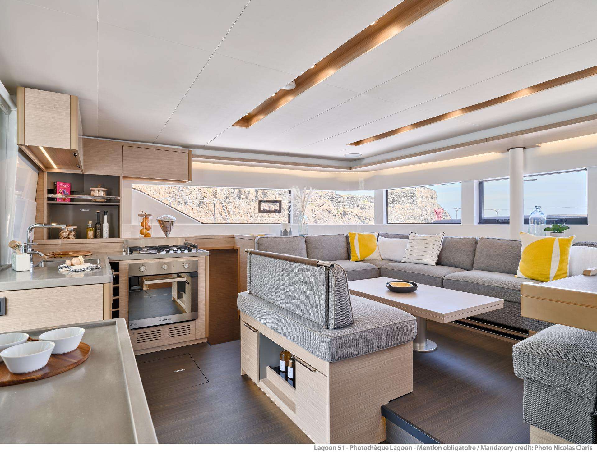 Luxury Crewed Catamaran OCEAN PEARL photo 3