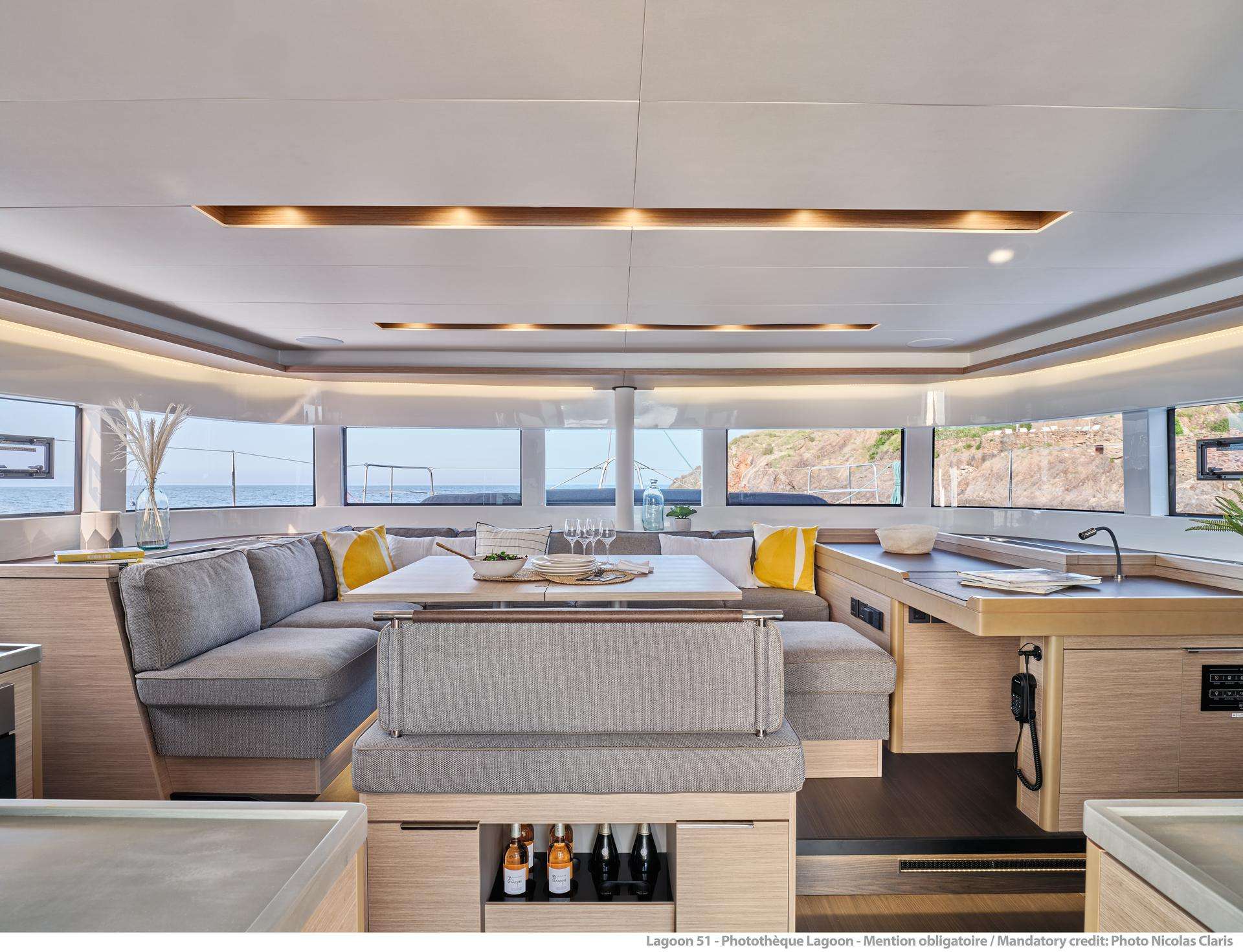 Luxury Crewed Catamaran OCEAN PEARL photo 4