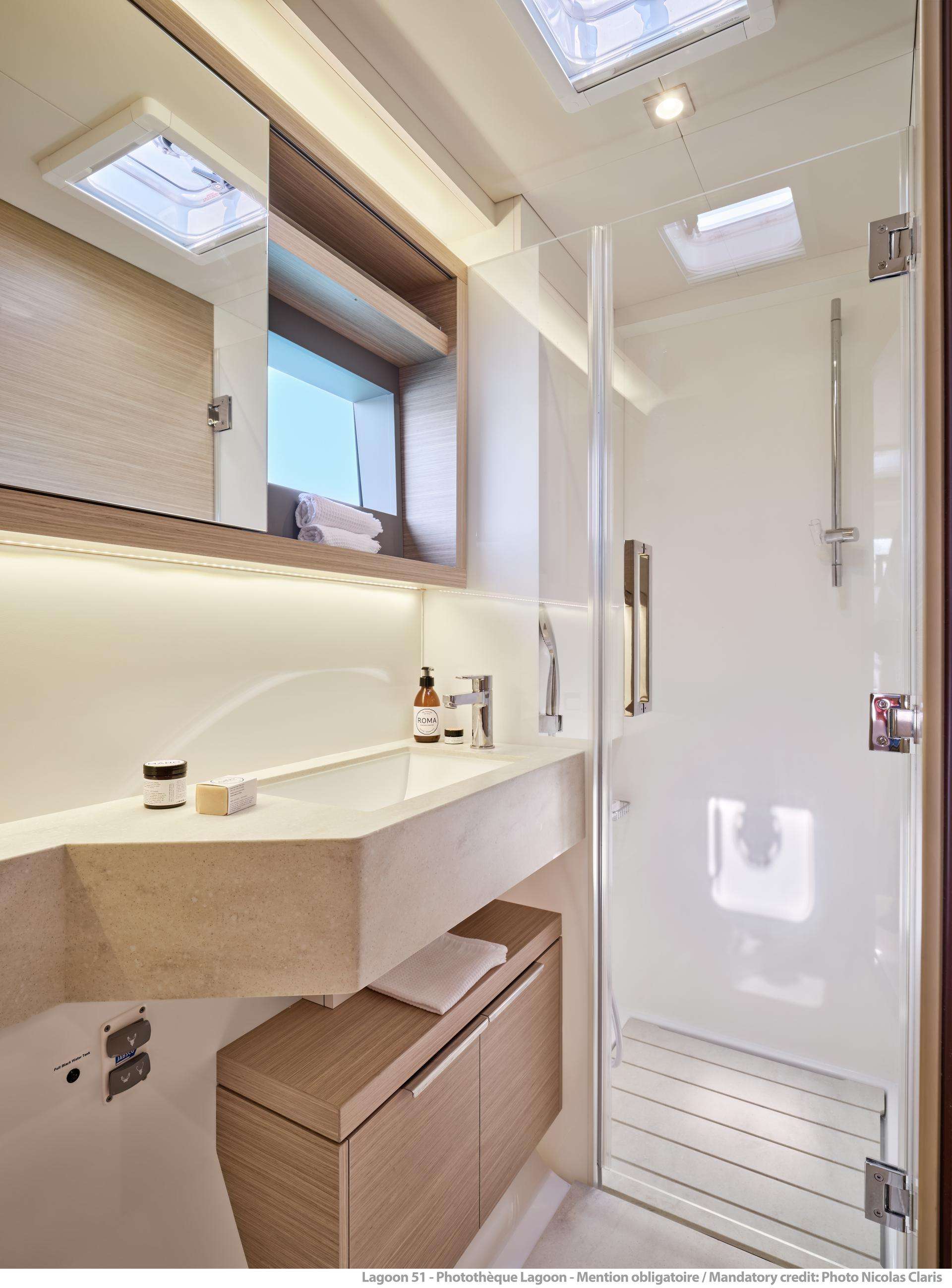 Luxury Crewed Catamaran OCEAN PEARL photo 6