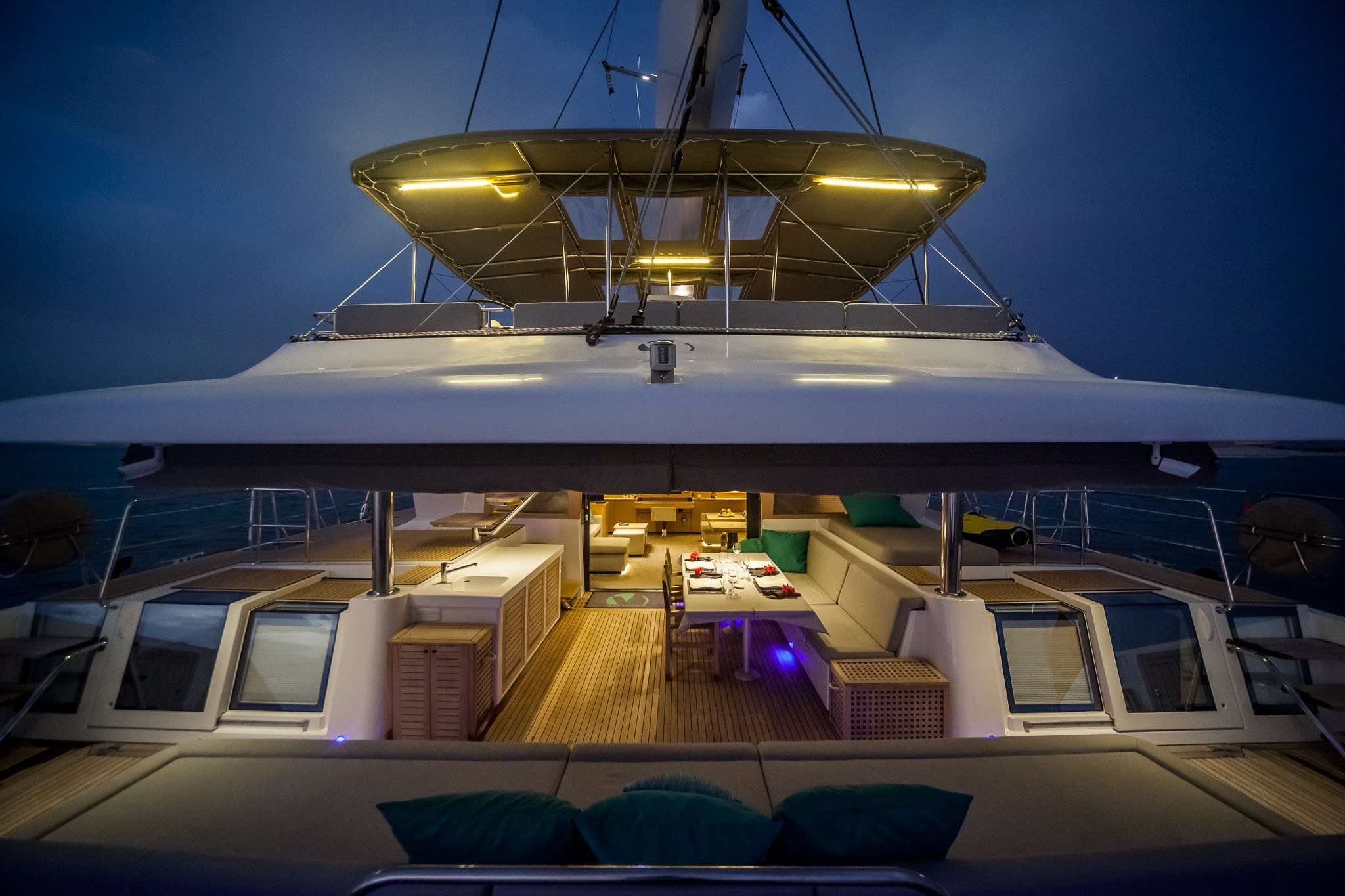 Luxury Crewed Catamaran OCEAN VIEW photo 6