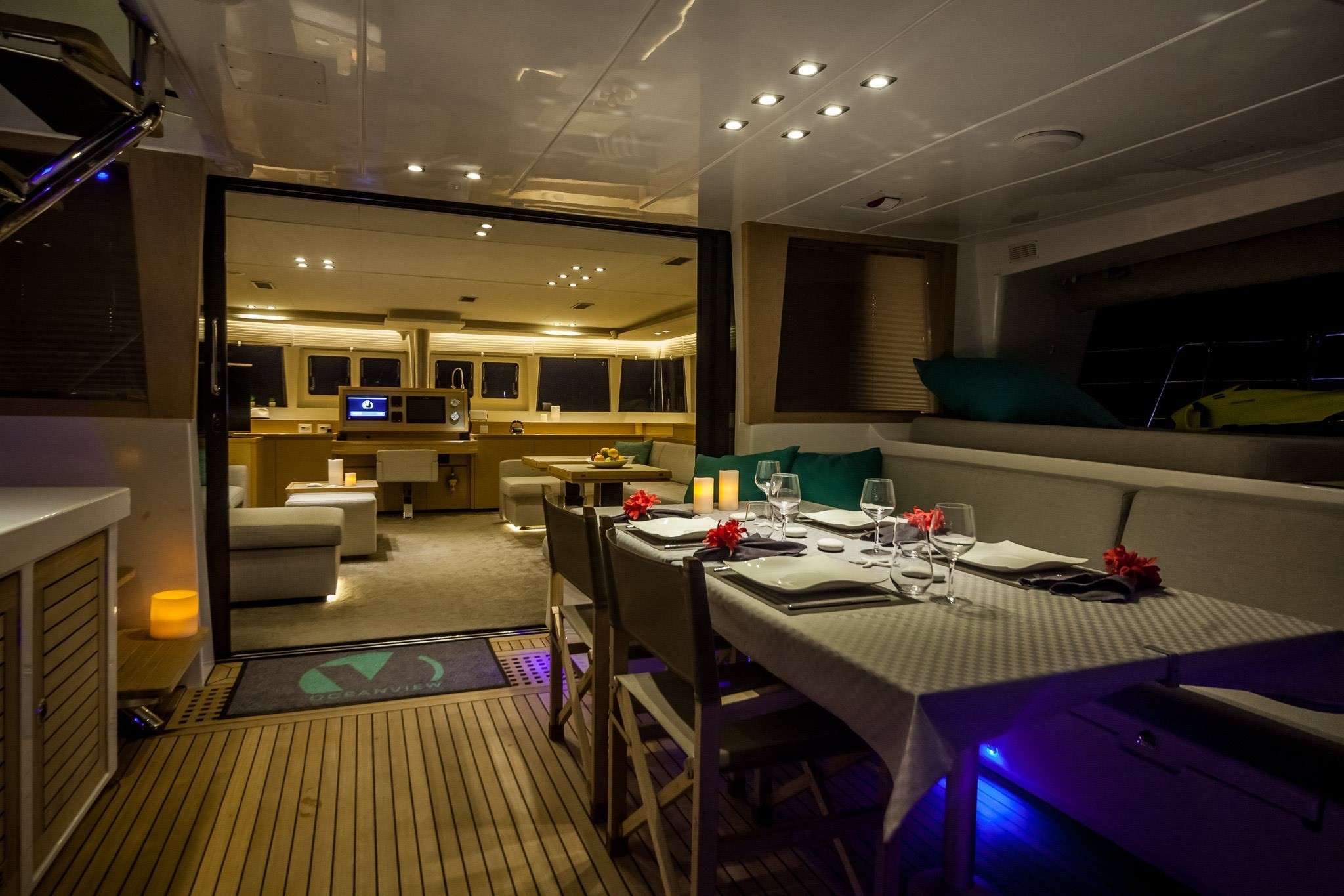 Luxury Crewed Catamaran OCEAN VIEW photo 7