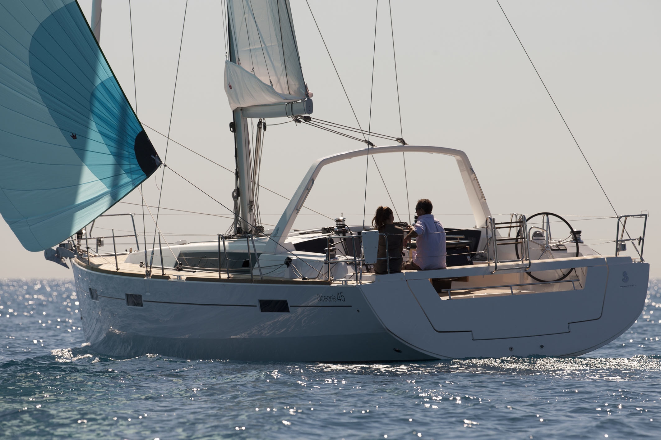 Bareboat Sailing Yacht Oceanis 45 photo 3
