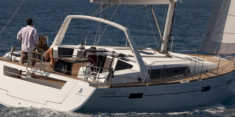 Bareboat Sailing Yacht Oceanis 45