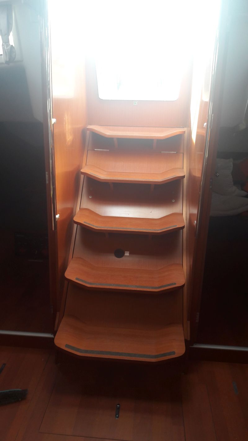 Bareboat Sailing Yacht Alboran Gin Fizz photo 5