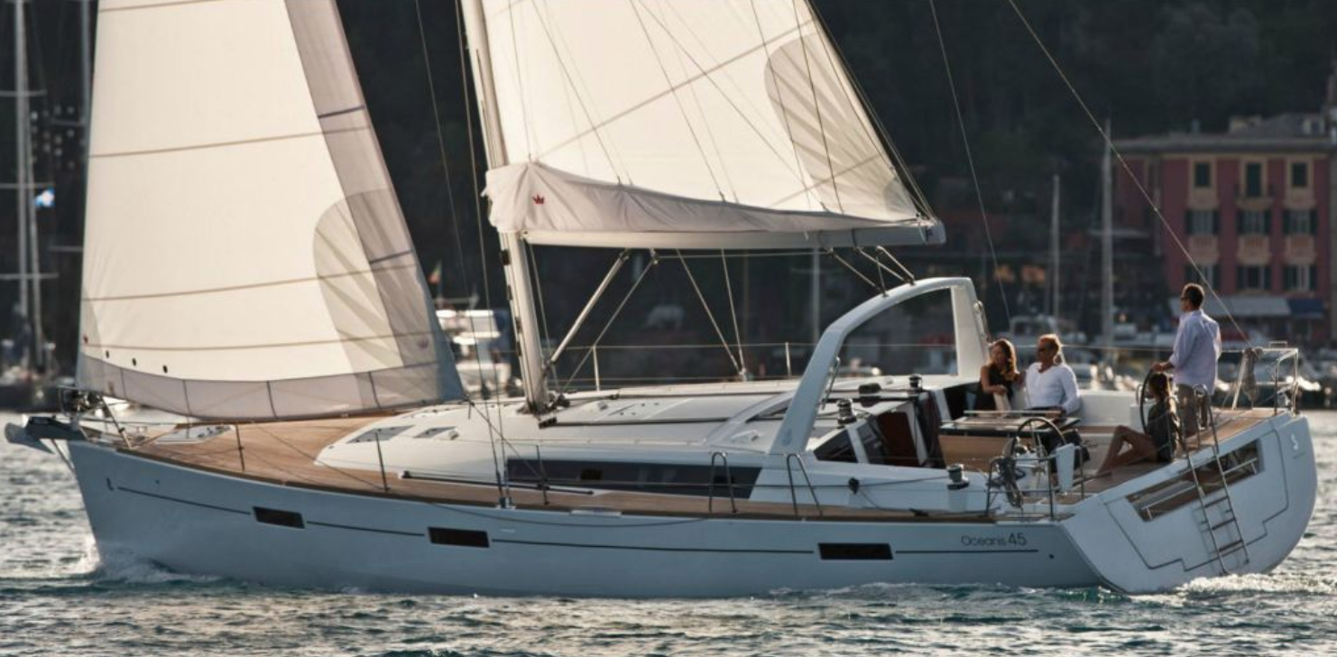 Bareboat Sailing Yacht Beneteau Oceanis 45 photo 3