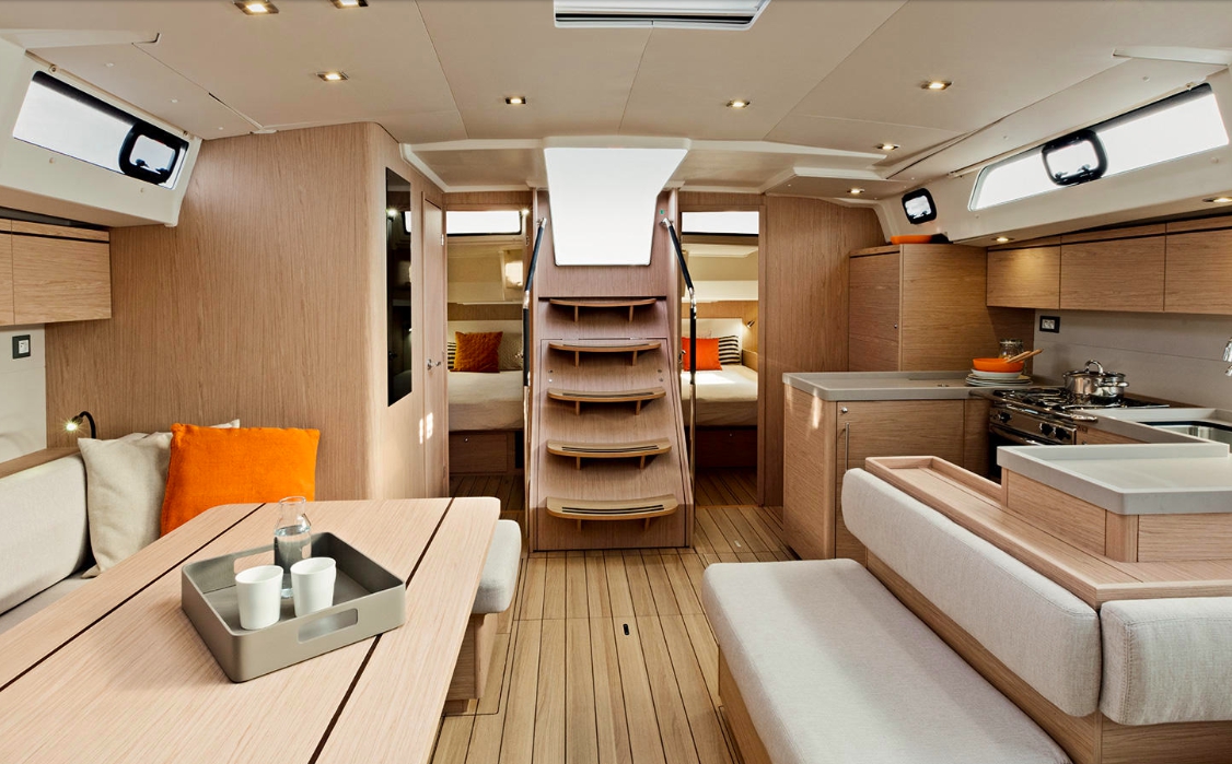 Bareboat Sailing Yacht Oceanis 51.5 photo 8