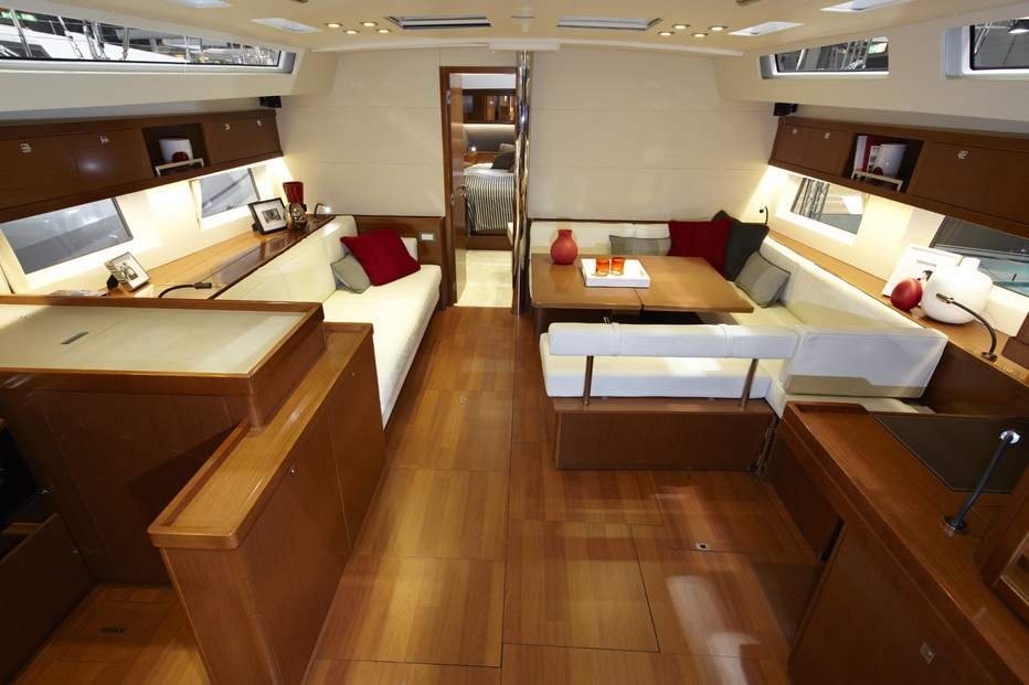 Bareboat Sailing Yacht Oceanis 55 photo 3