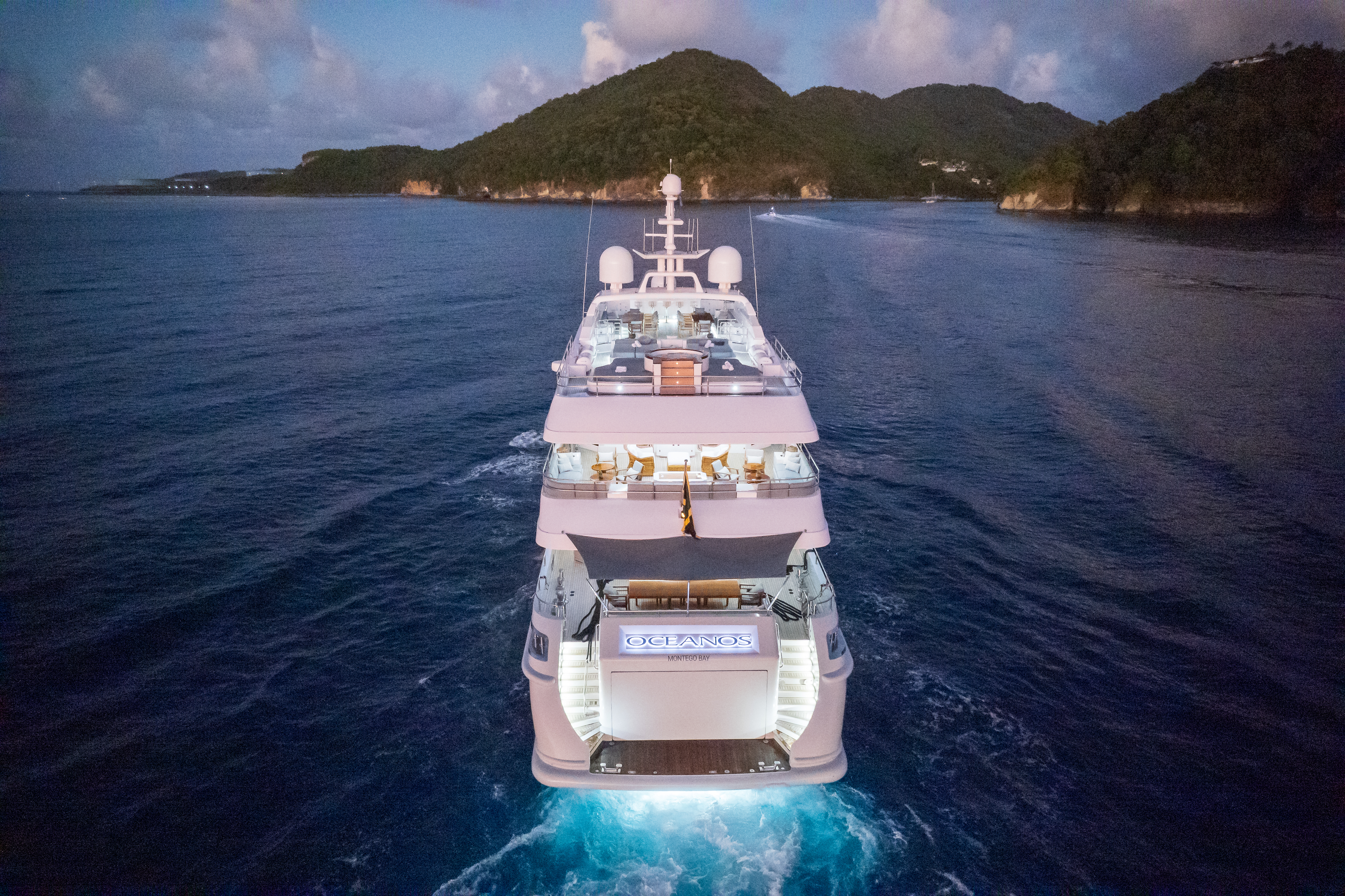 Luxury Crewed Motor Yacht OCEANOS photo 3