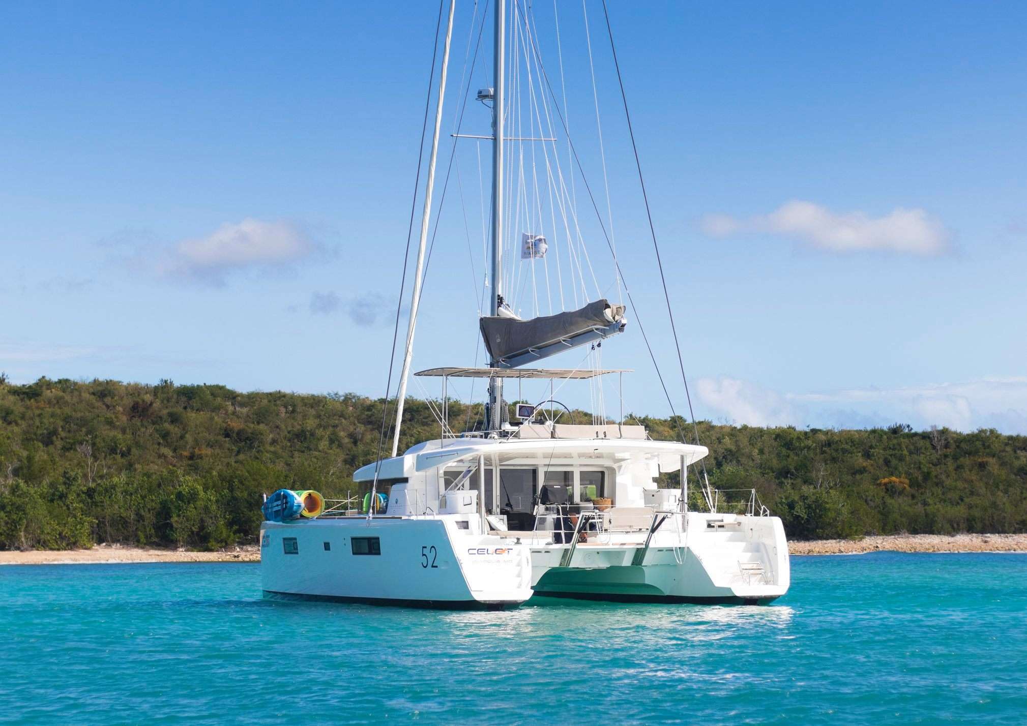 Luxury Crewed Catamaran OCELOT photo 3