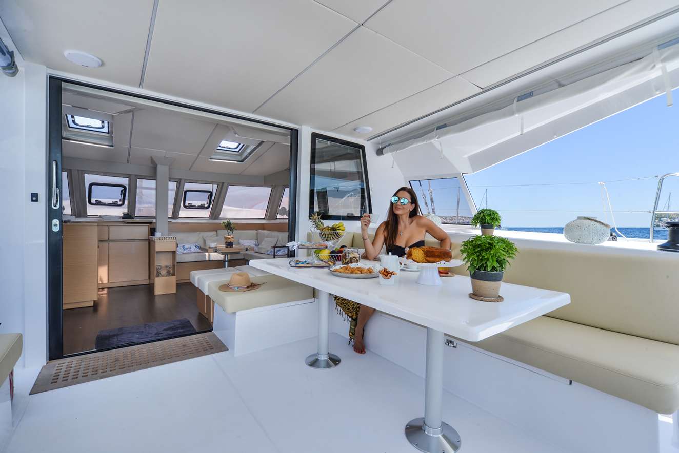 Crewed Catamaran ODYSSEY photo 3