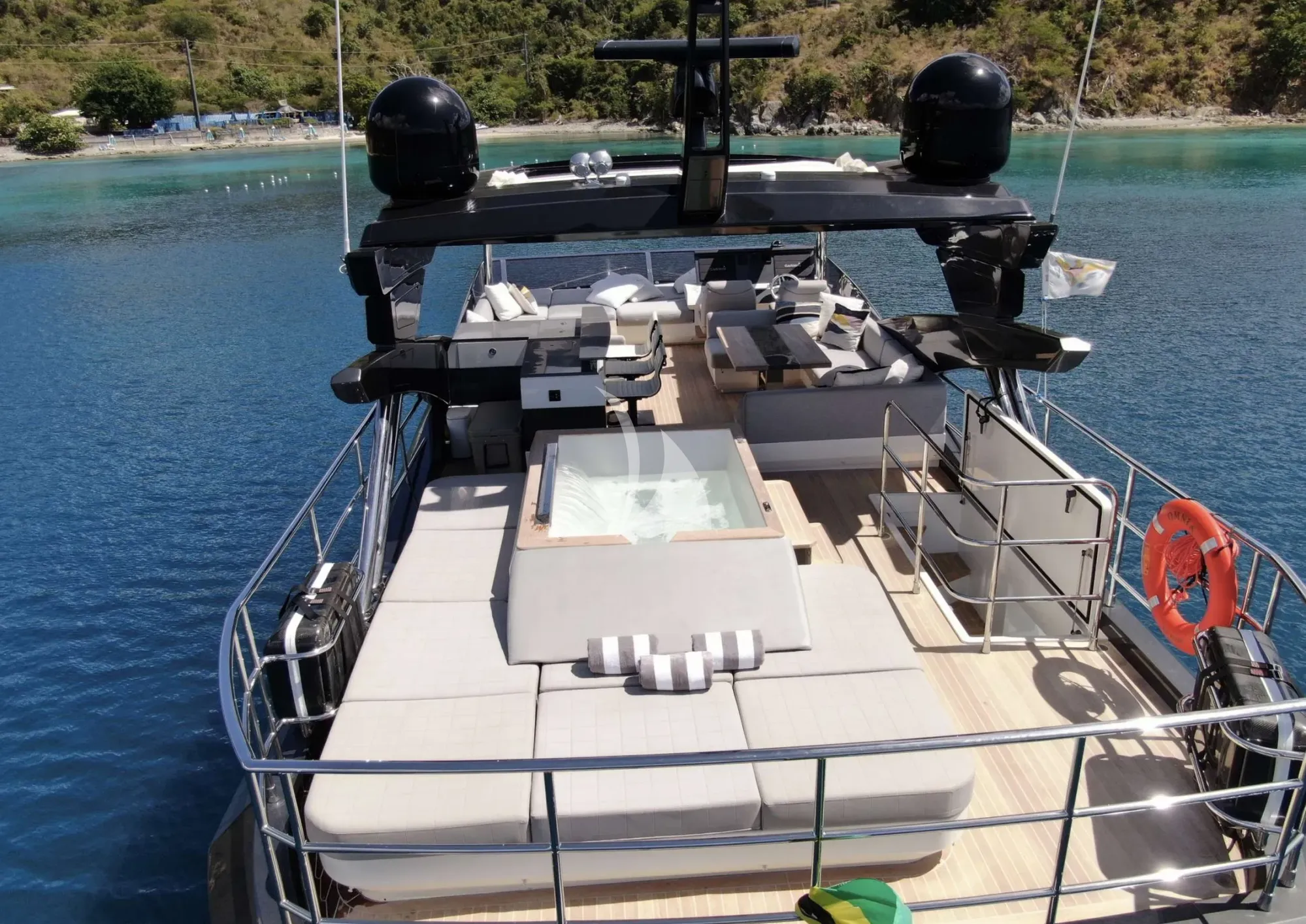 Crewed Motor Yacht OMNIA photo 5