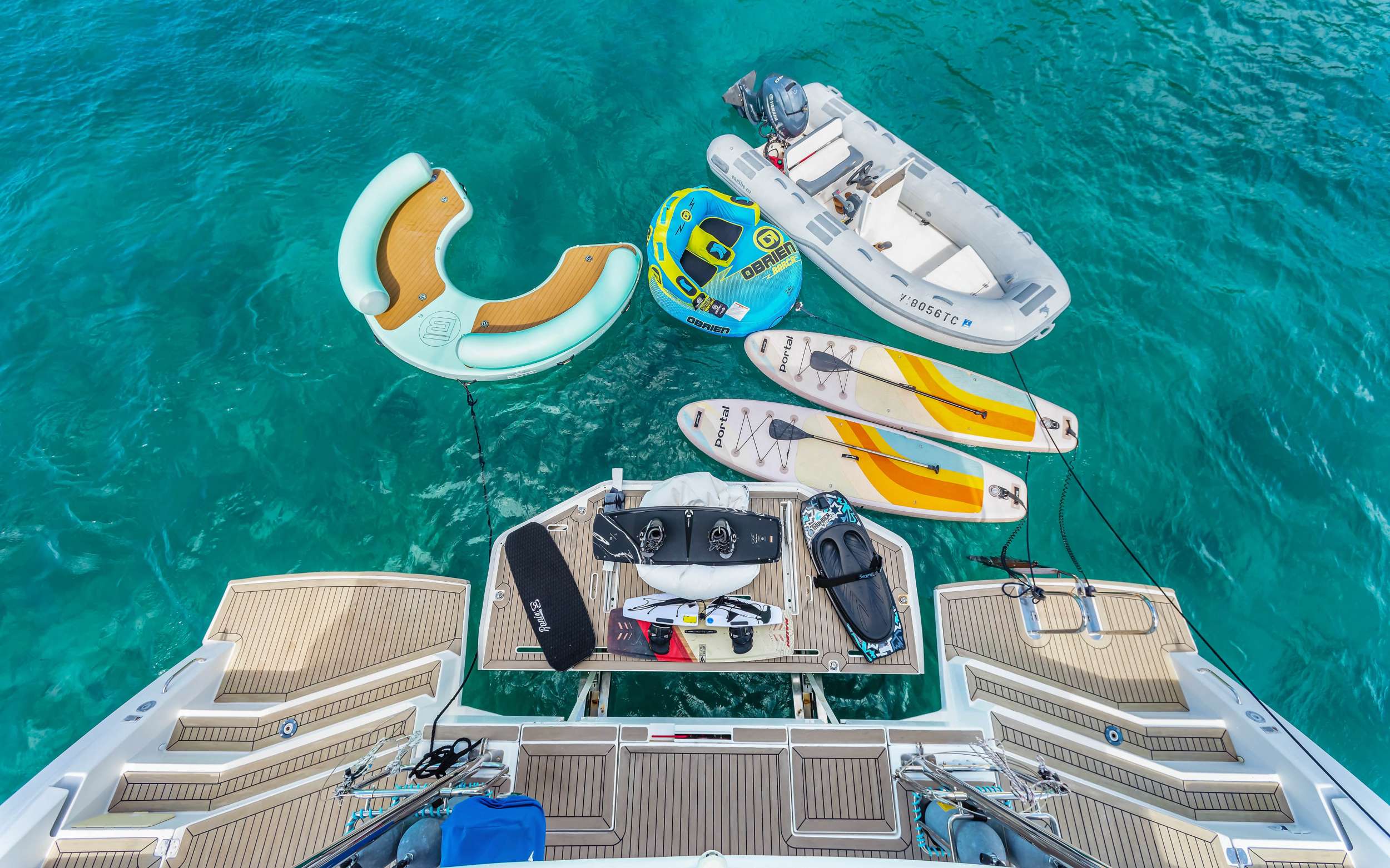 Crewed Catamaran ONE LOVE photo 4