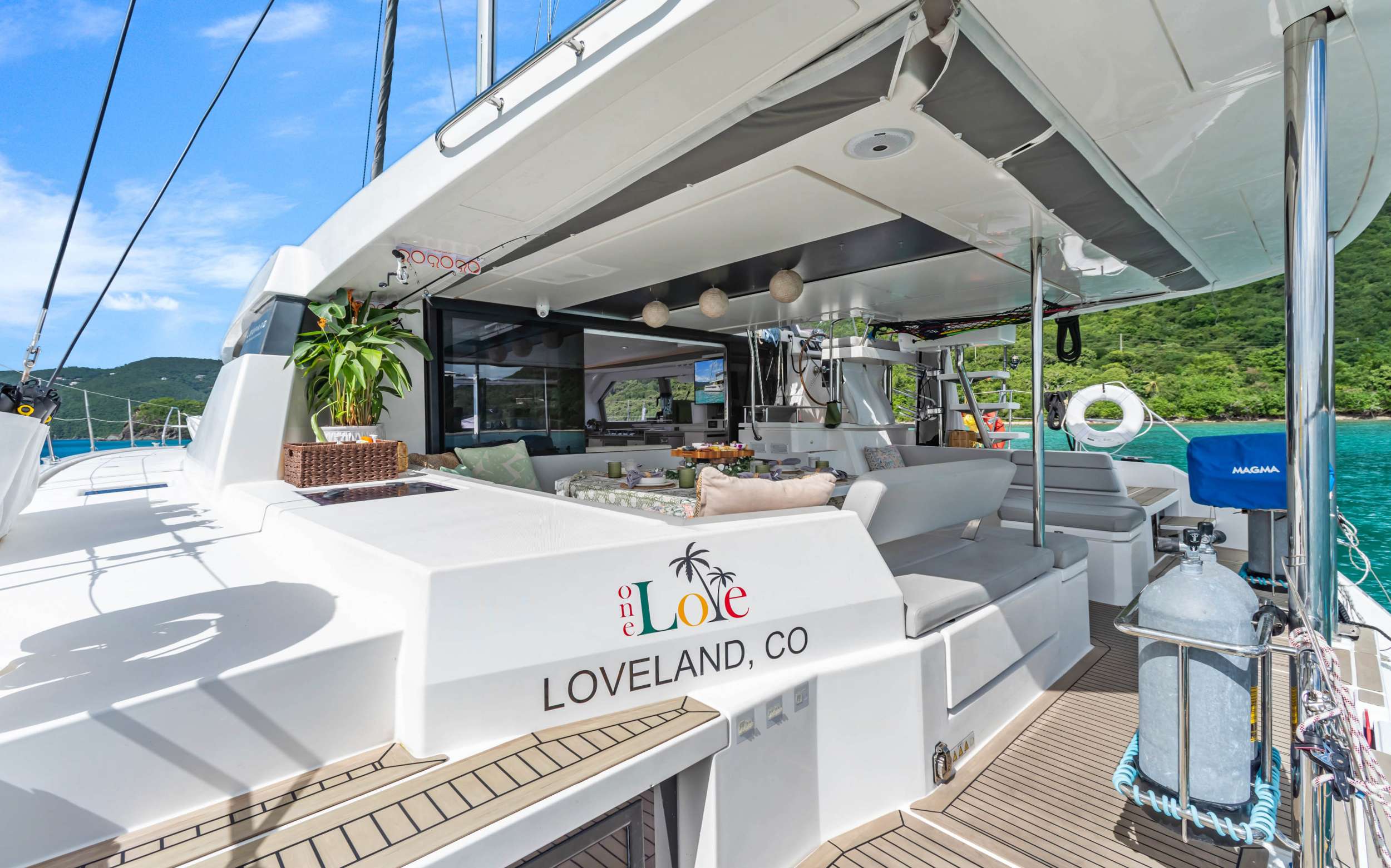 Crewed Catamaran ONE LOVE photo 5