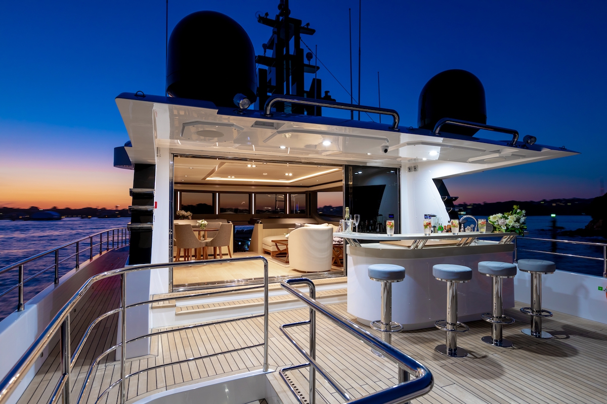 Luxury Crewed Motor Yacht ONEWORLD photo 6