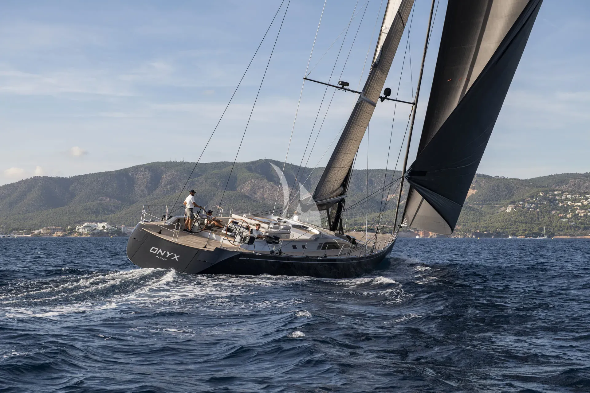 Luxury Crewed Sailing Yacht ONYX photo 4