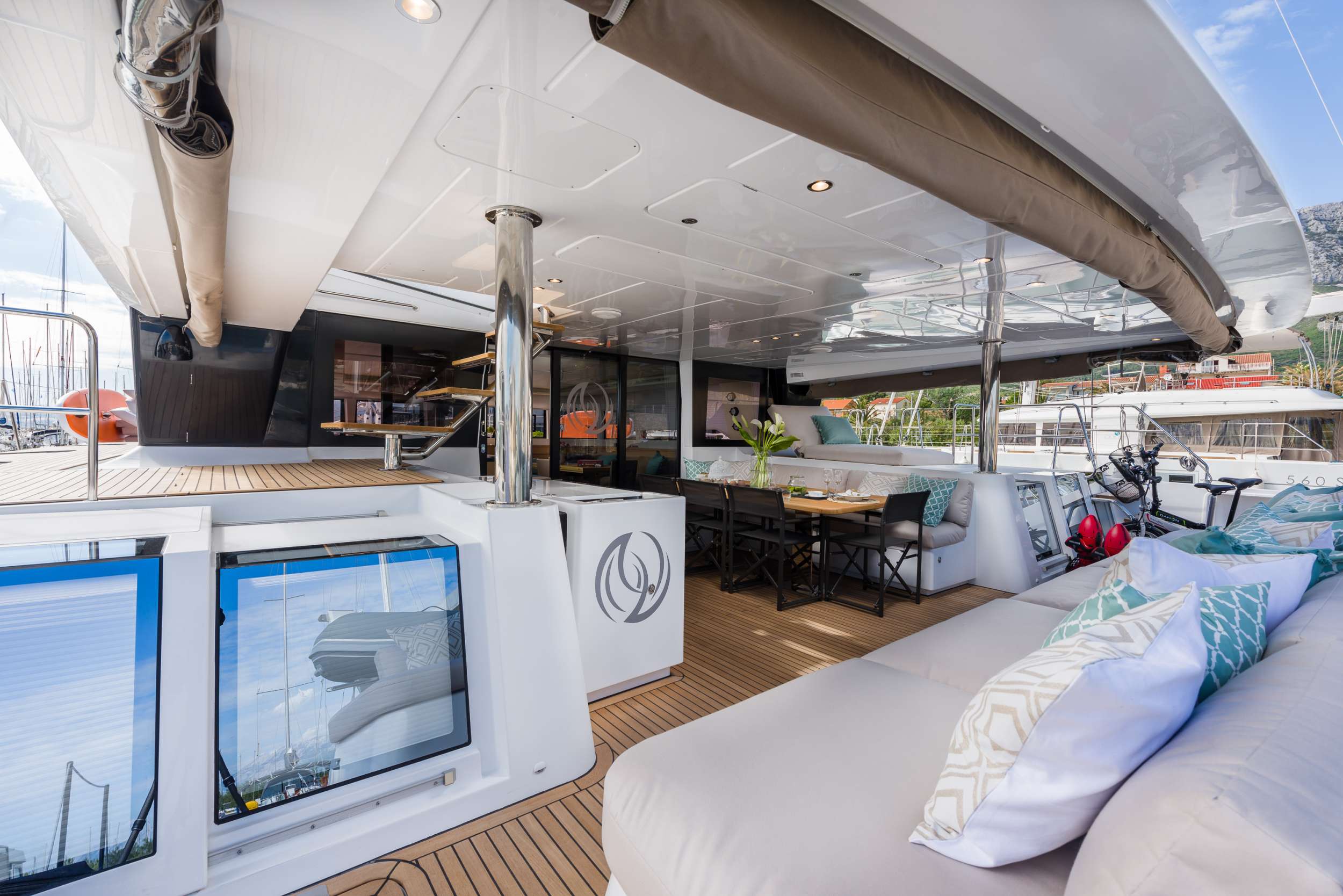 Luxury Crewed Catamaran OPAL photo 8