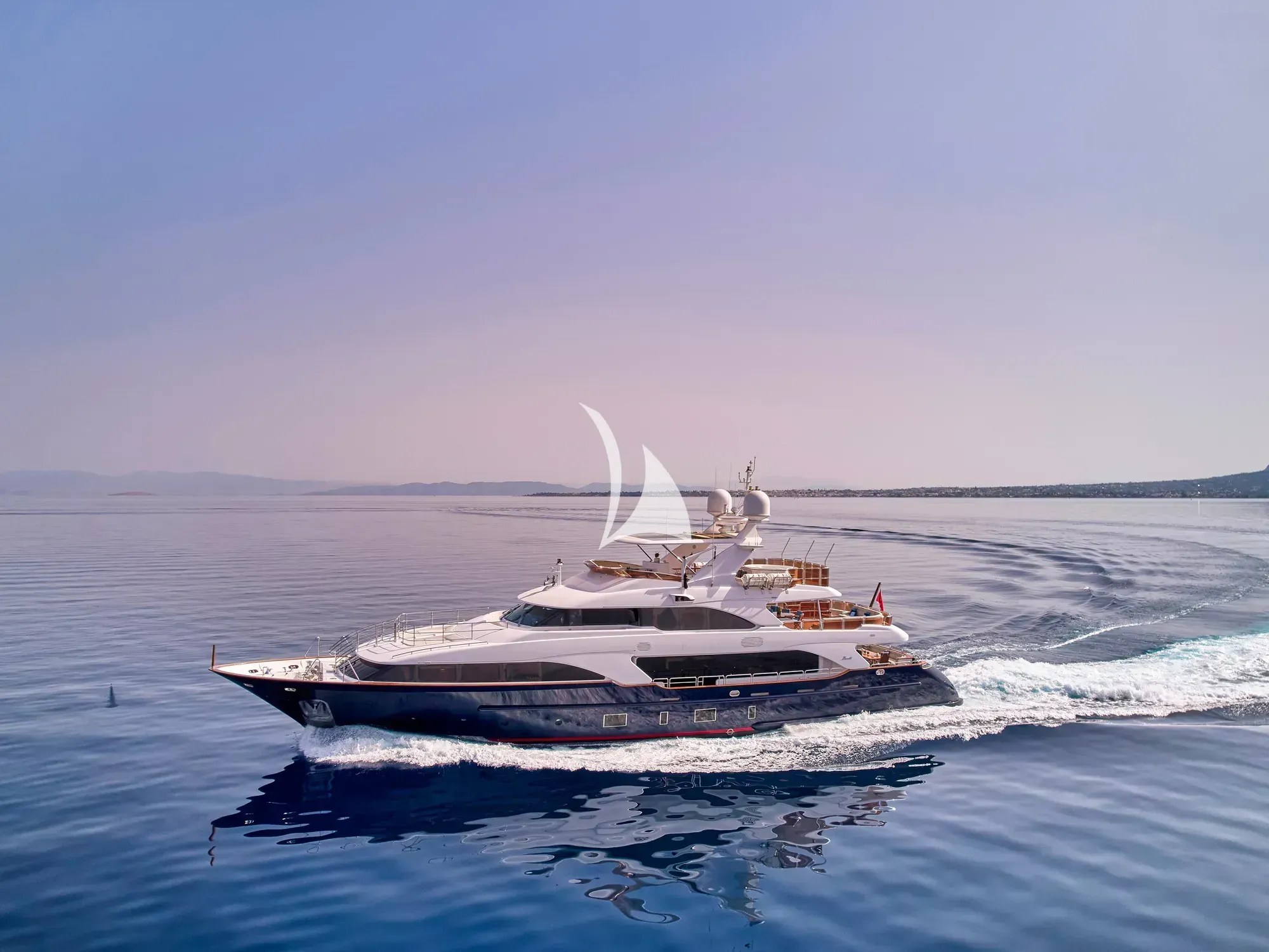 Luxury Crewed Motor Yacht OPTION B photo 3