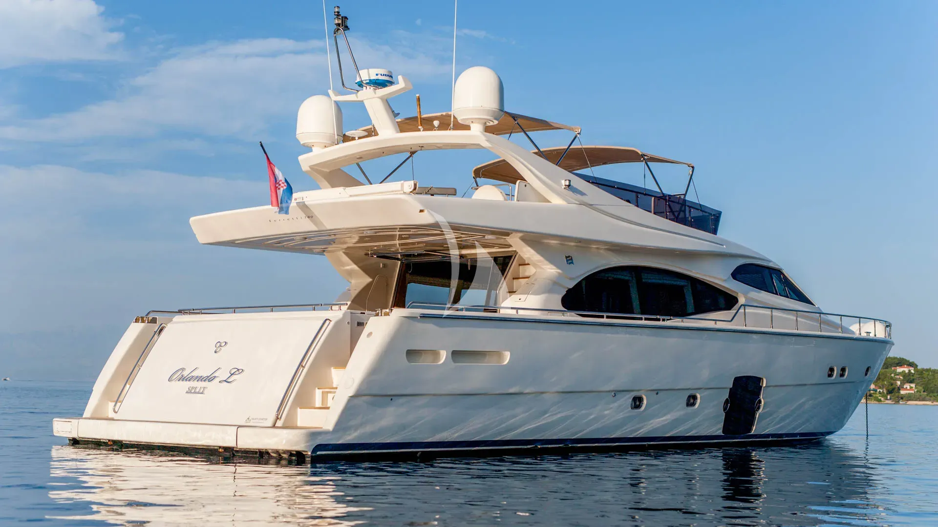 Luxury Crewed Motor Yacht ORLANDO L photo 4