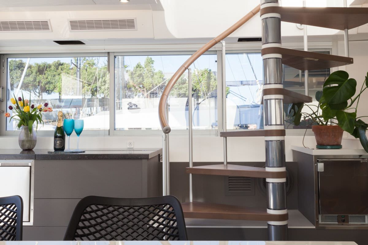 Luxury Crewed Catamaran OUT OF OFFICE photo 6