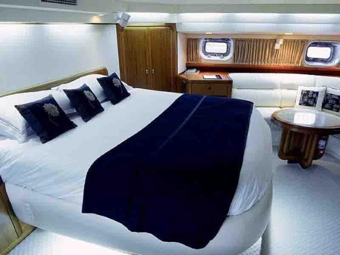 Luxury Crewed Sailing Yacht PACIFIC EAGLE photo 5