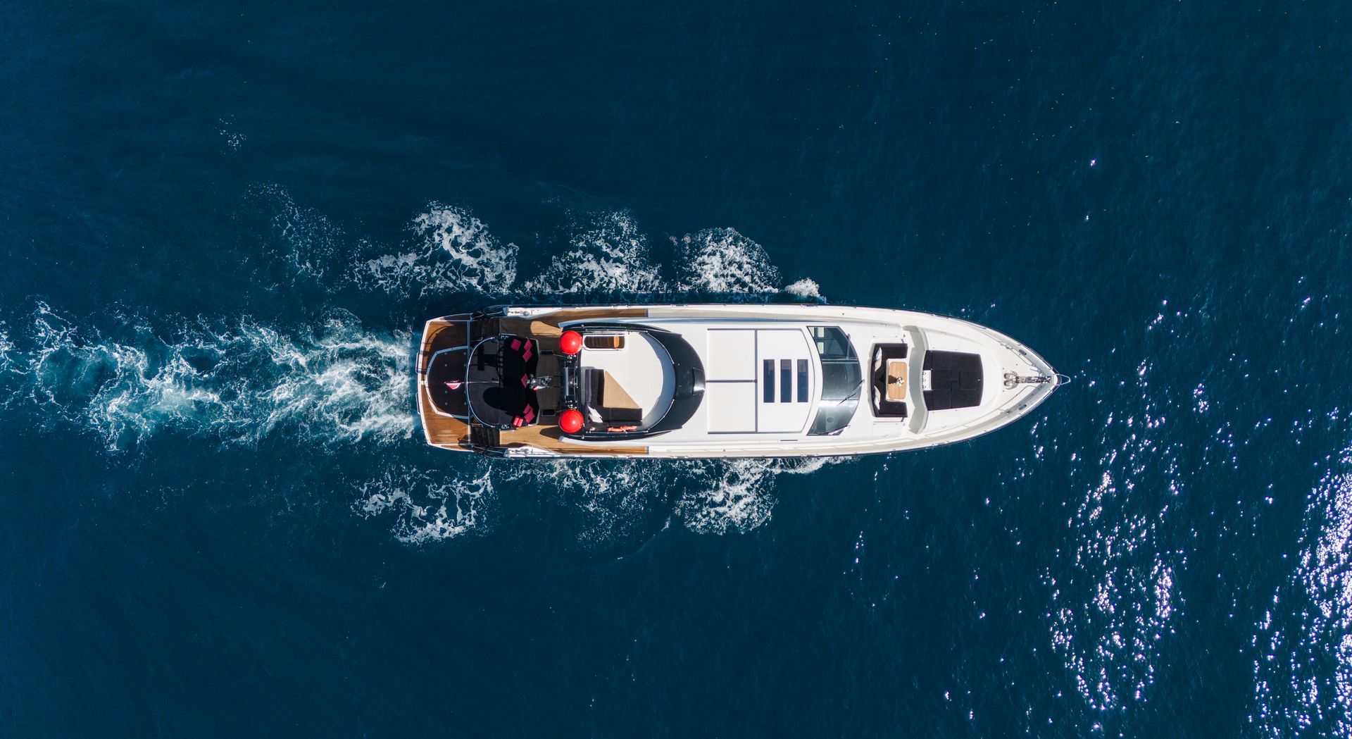 Luxury Crewed Motor Yacht PALUMBA photo 3