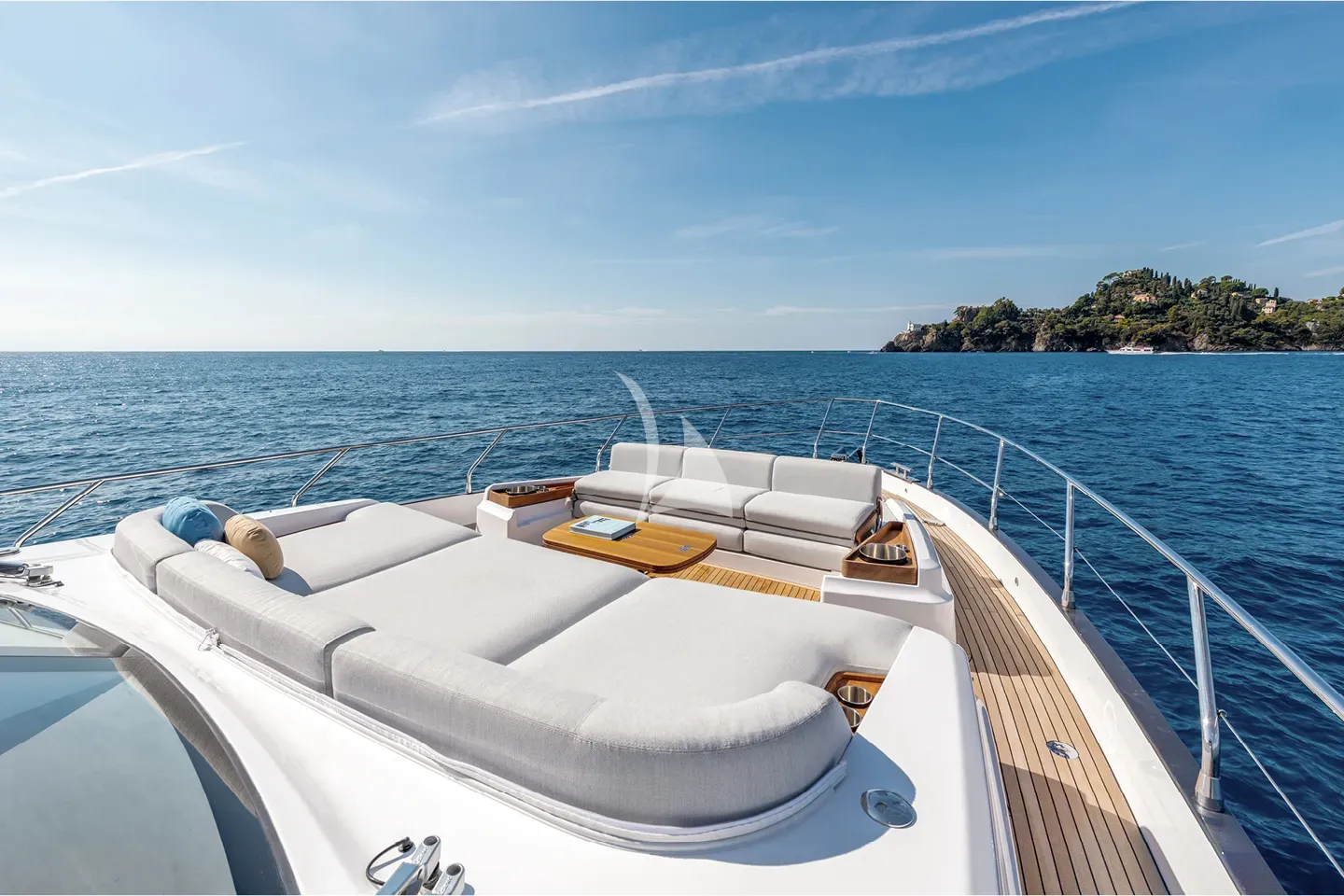 Crewed Motor Yacht PANGEA photo 4
