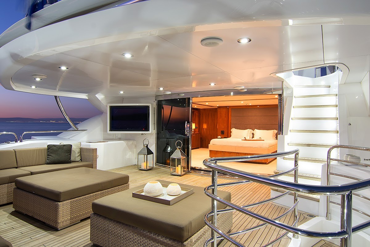 Luxury Crewed Motor Yacht PATHOS photo 8