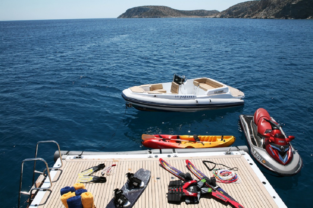 Luxury Crewed Motor Yacht PEGASUS photo 3