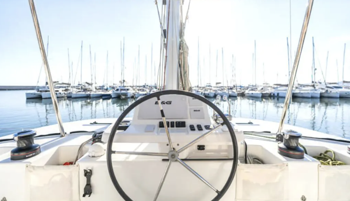 Crewed Catamaran PELAGIC CAT photo 6