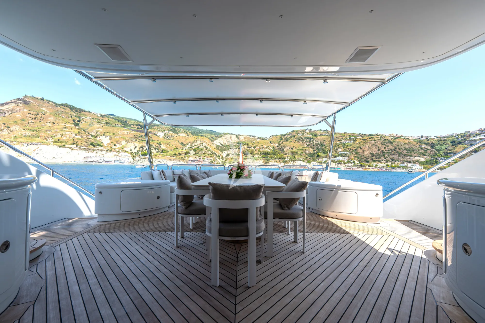 Luxury Crewed Motor Yacht PENELOPE photo 8