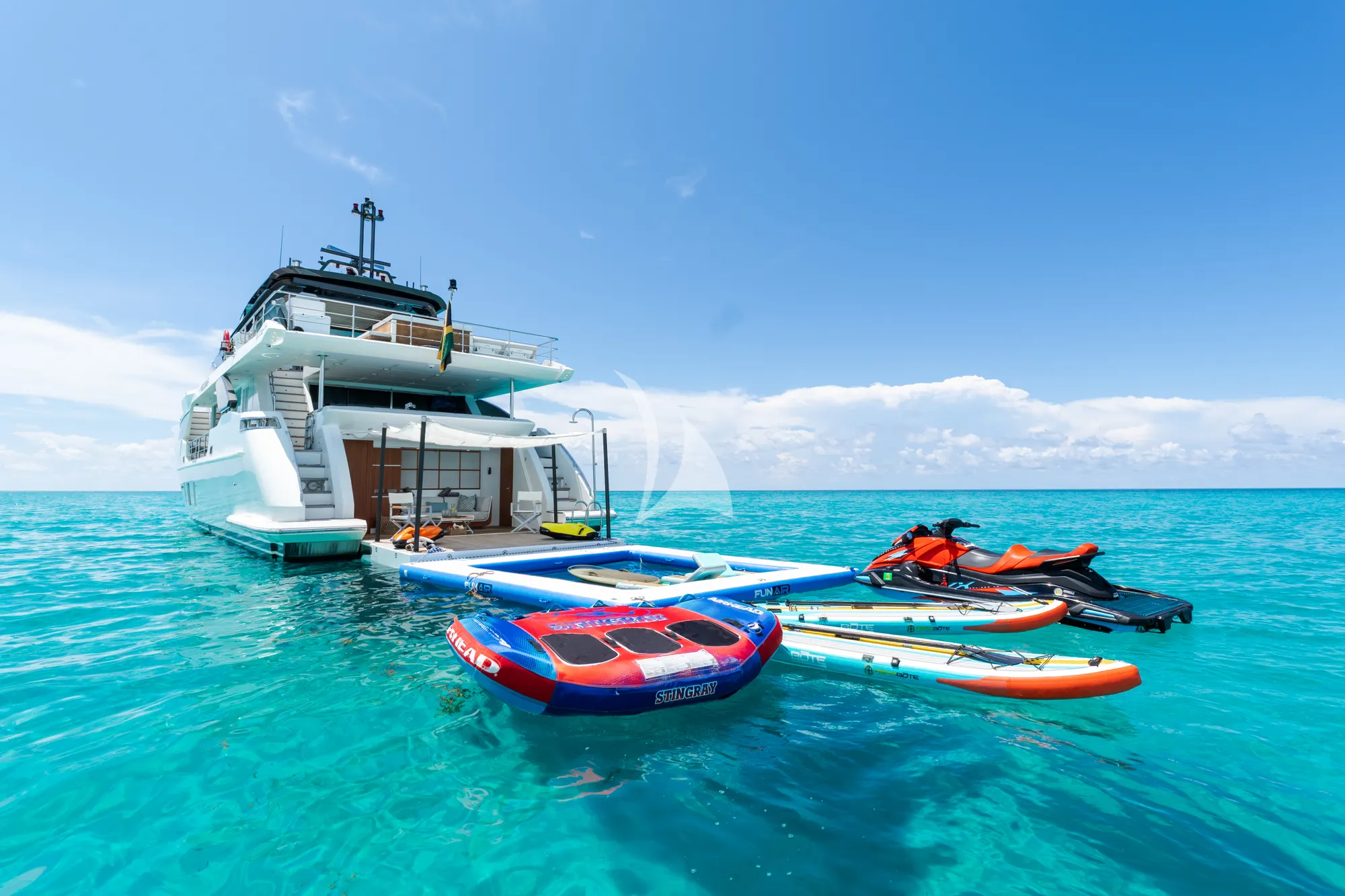 Luxury Crewed Motor Yacht PENJA photo 3