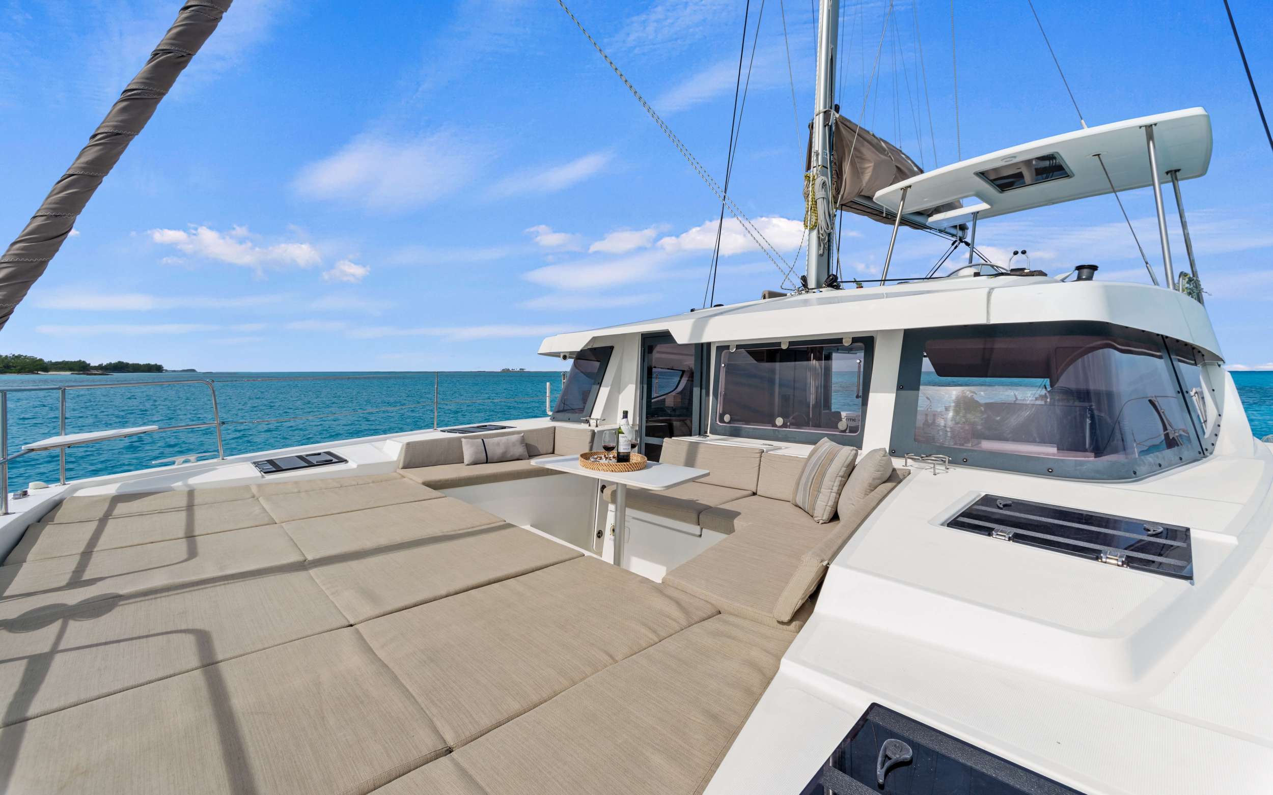 Luxury Crewed Catamaran PENNY JO photo 4