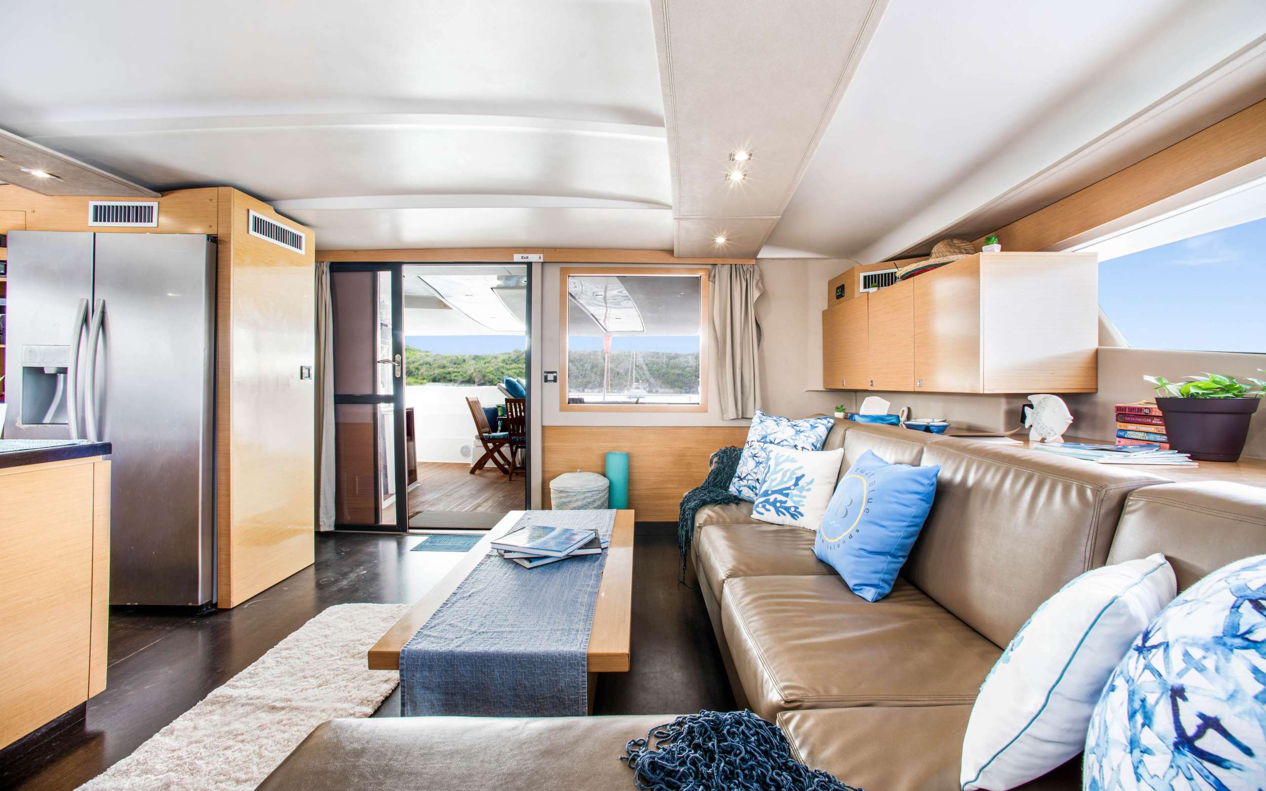 Crewed Sailing Catamaran PERPETUAL BLUE photo 8