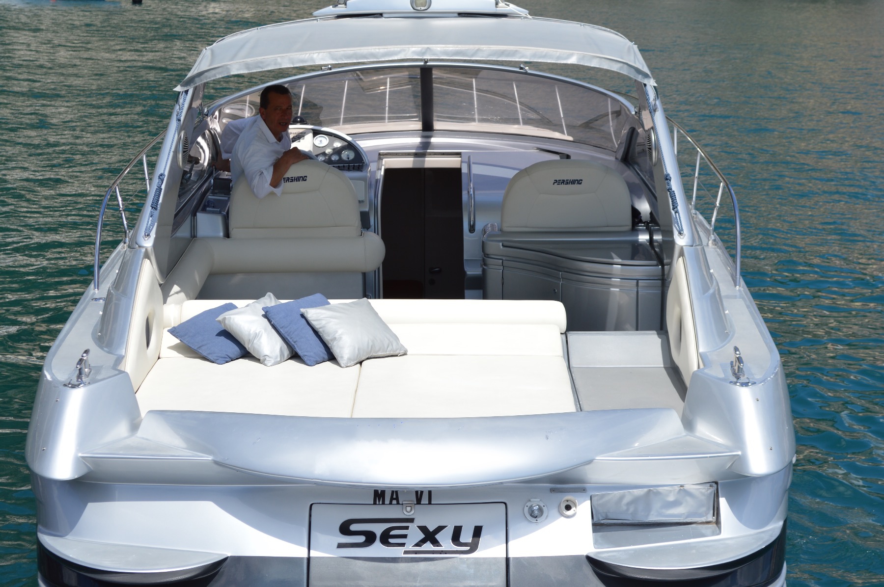 Crewed Motor Yacht Pershing 37 photo 3