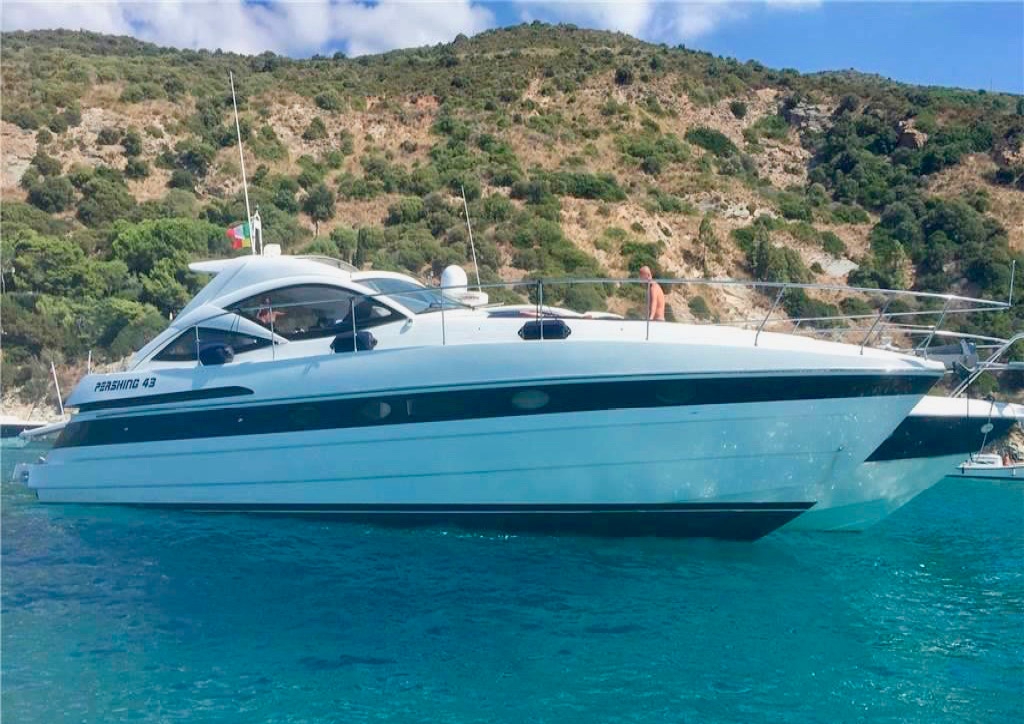 Crewed Motor Yacht Pershing 43