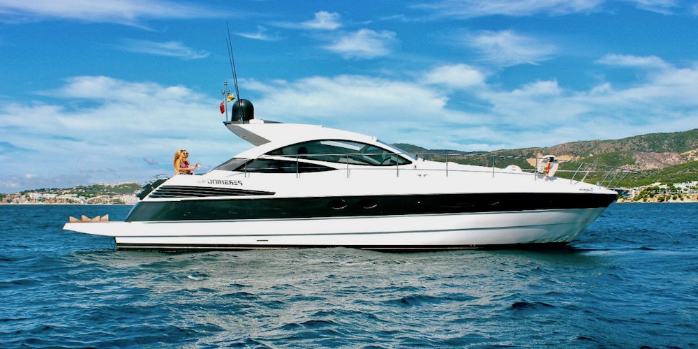 Crewed Motor Yacht Pershing 46