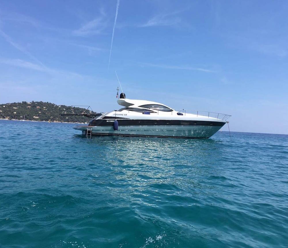 Crewed Motor Yacht Pershing 50 photo 3