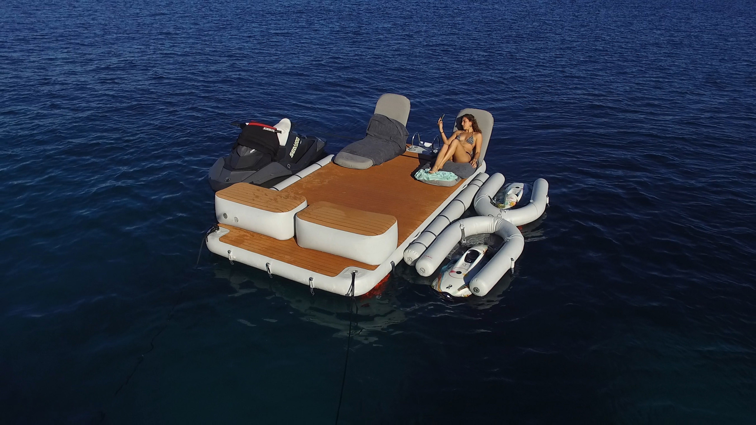 Crewed Motor Yacht Pershing 62 photo 5