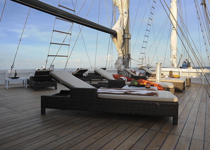 Luxury Crewed Sailing Yacht Phinisi 53 photo 7