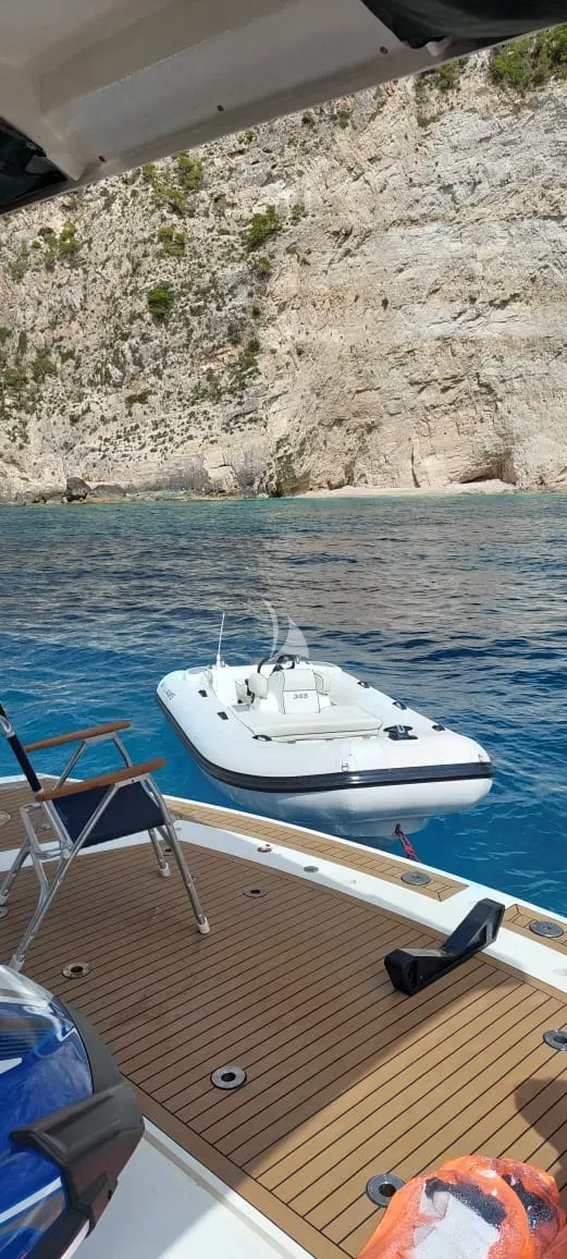 Crewed Motor Yacht PHOENIX photo 6