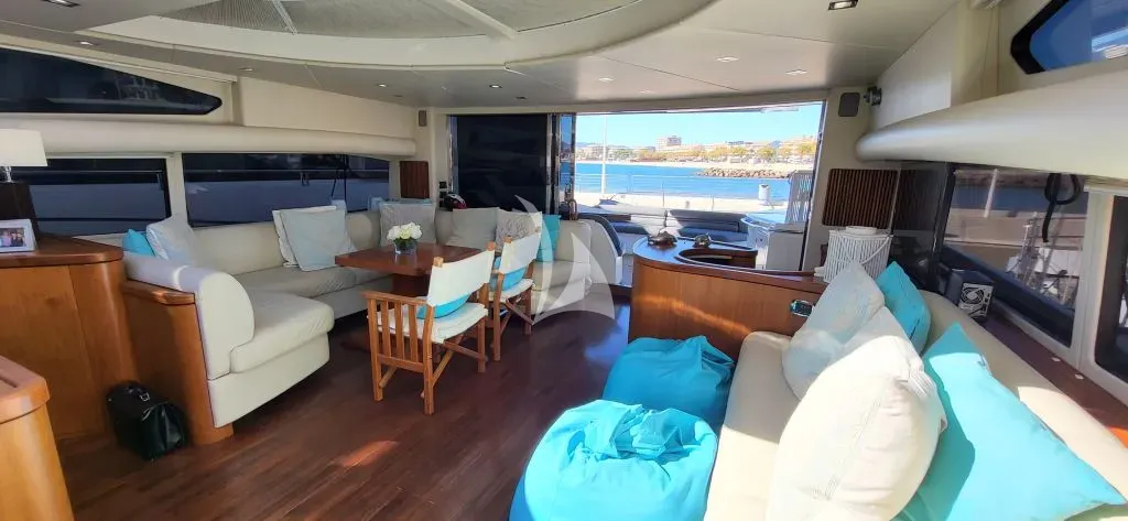 Crewed Motor Yacht PHOENIX photo 8