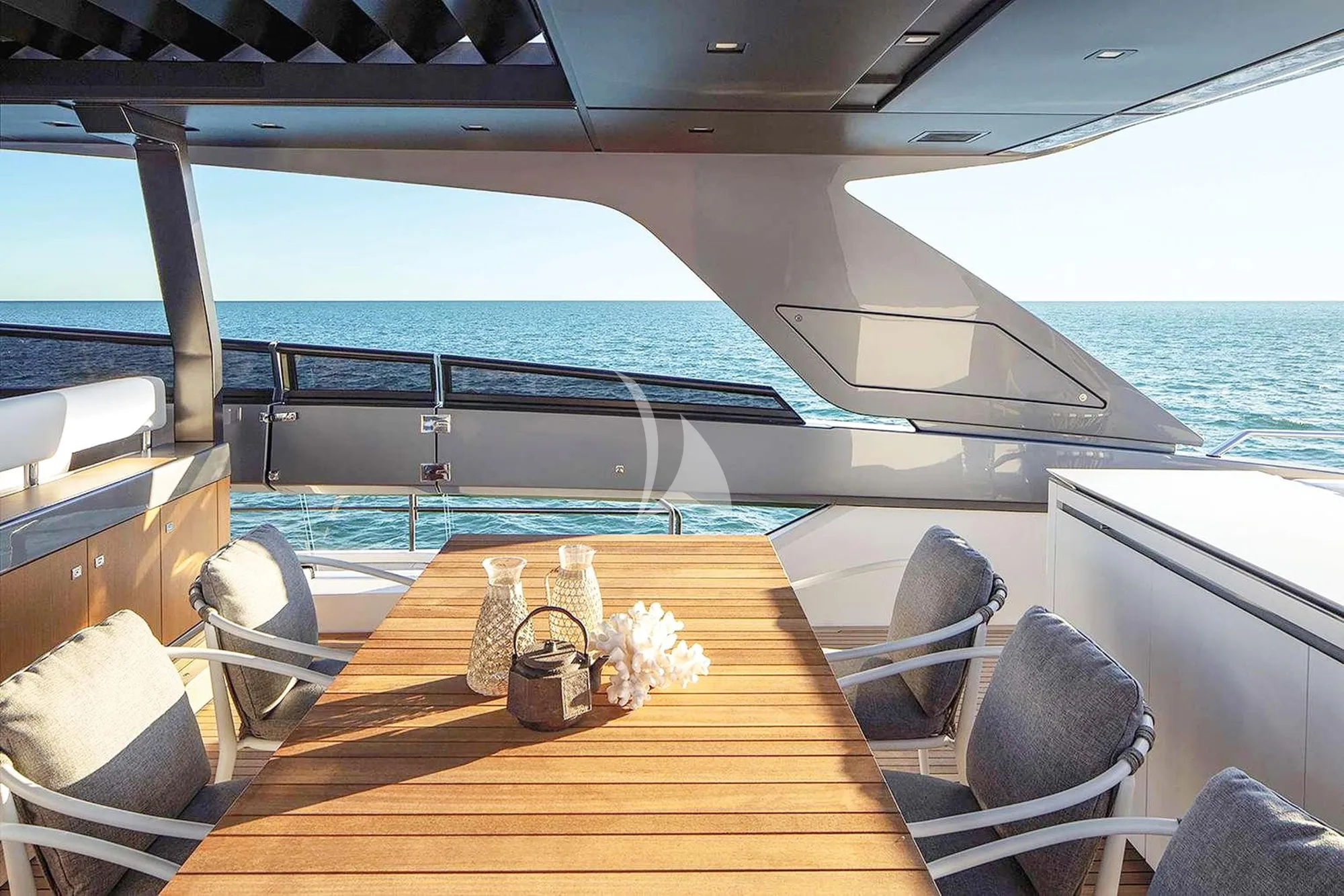 Luxury Crewed Motor Yacht PIOLA photo 8