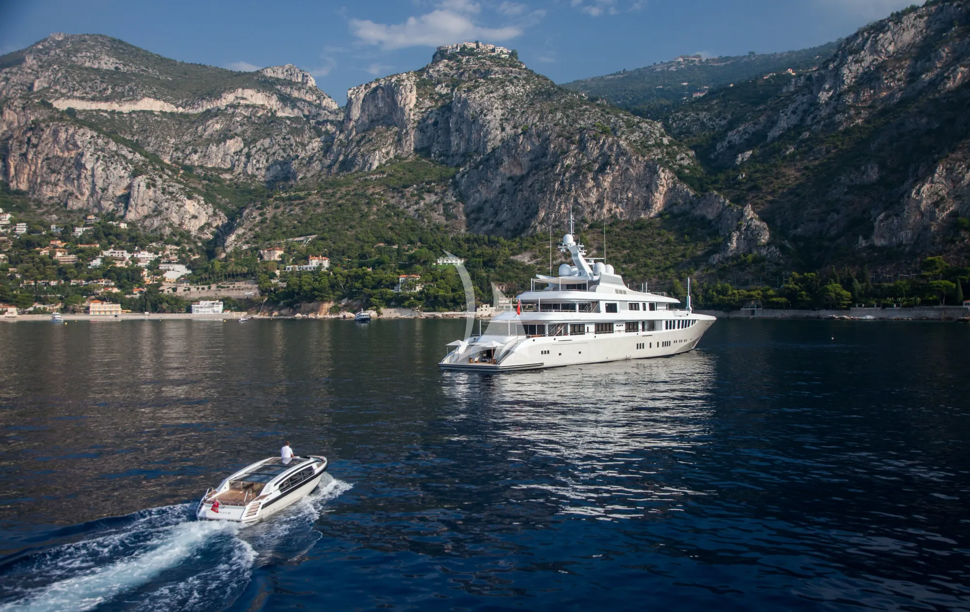 Luxury Crewed Motor Yacht PLAN B photo 3