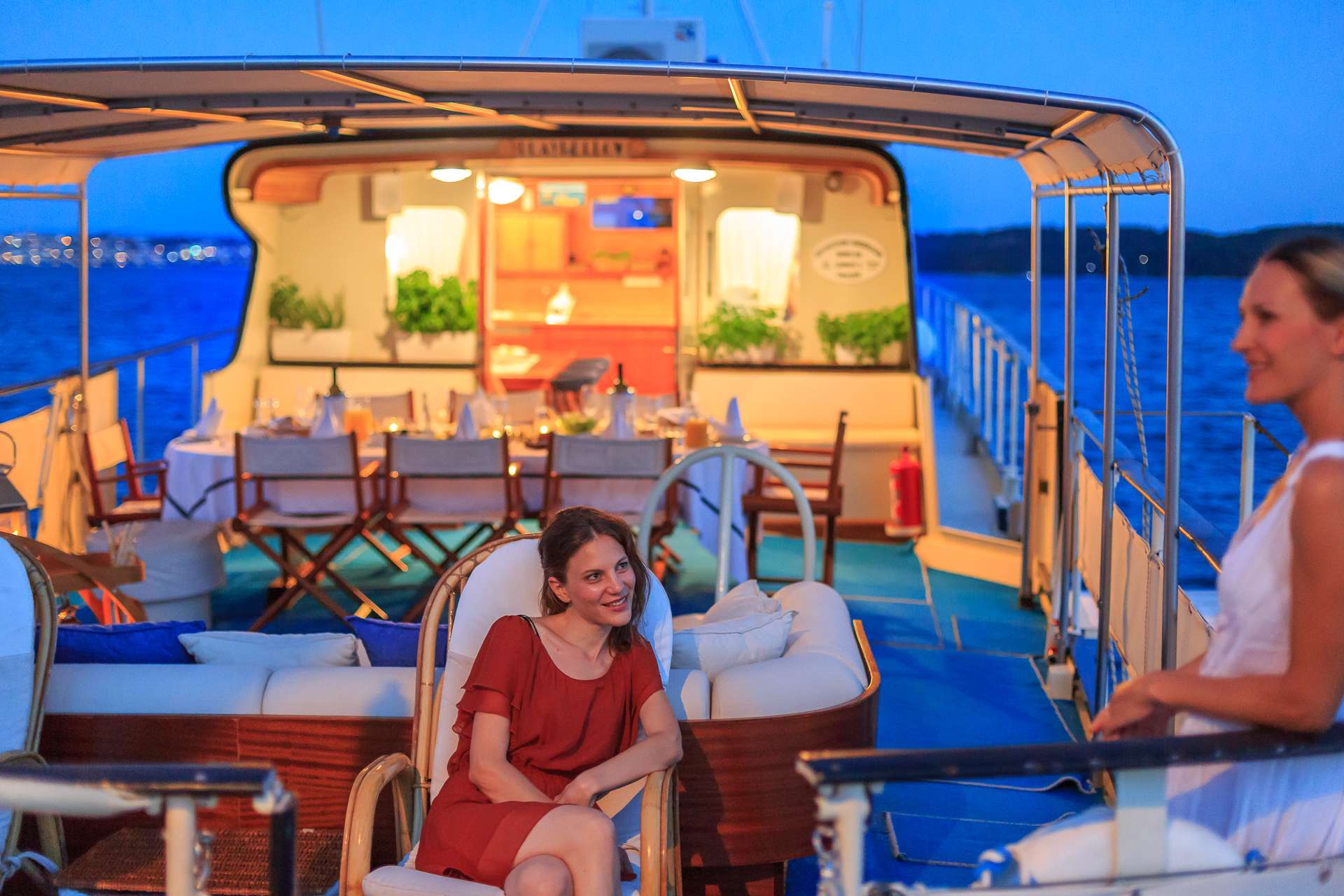 Crewed Motor Yacht PLAY FELLOW photo 8