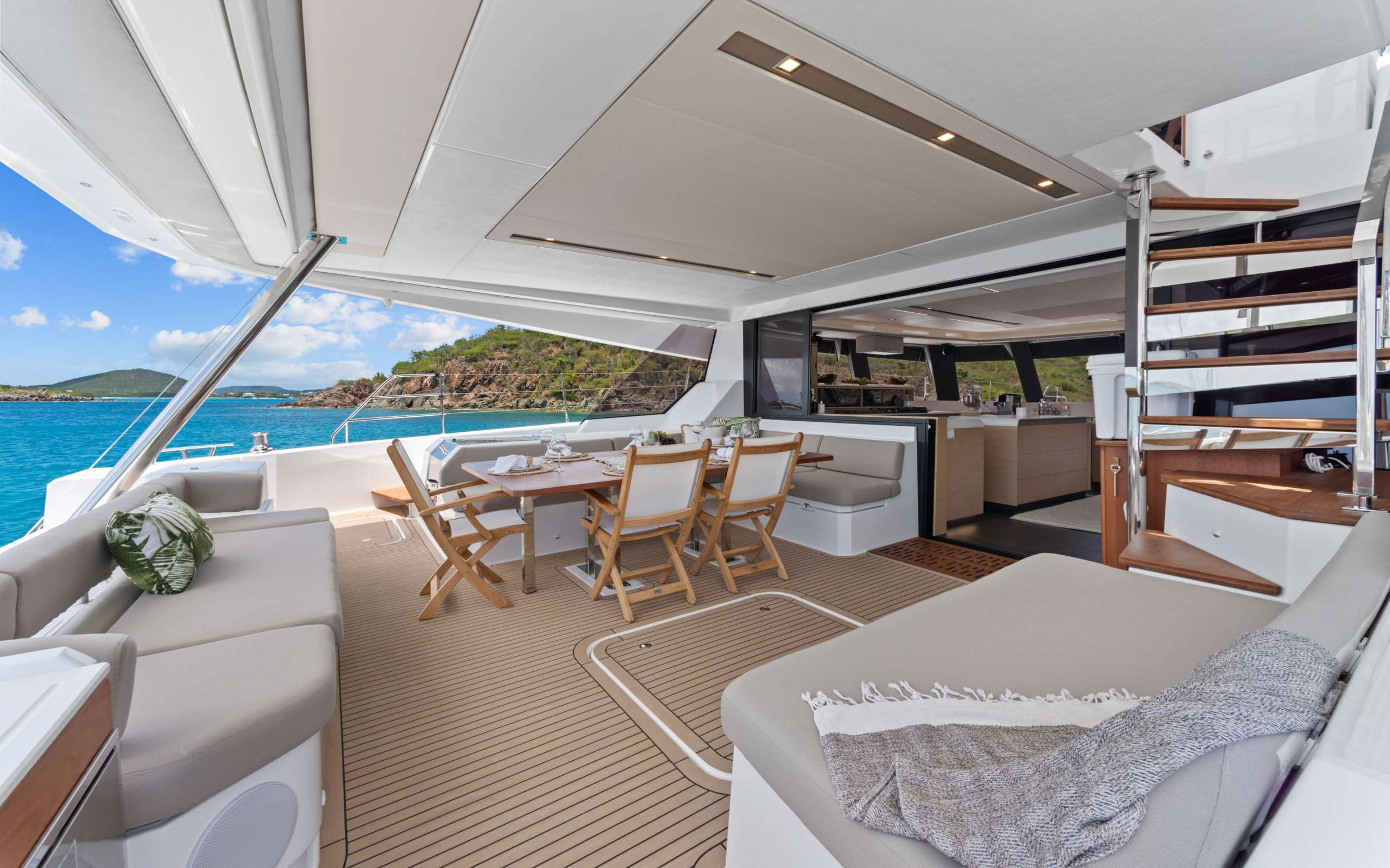 Crewed Catamaran PLUS 10 photo 5