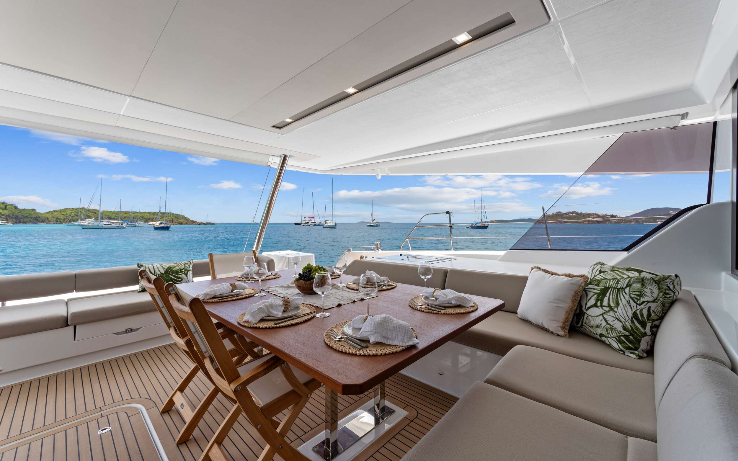 Crewed Catamaran PLUS 10 photo 6