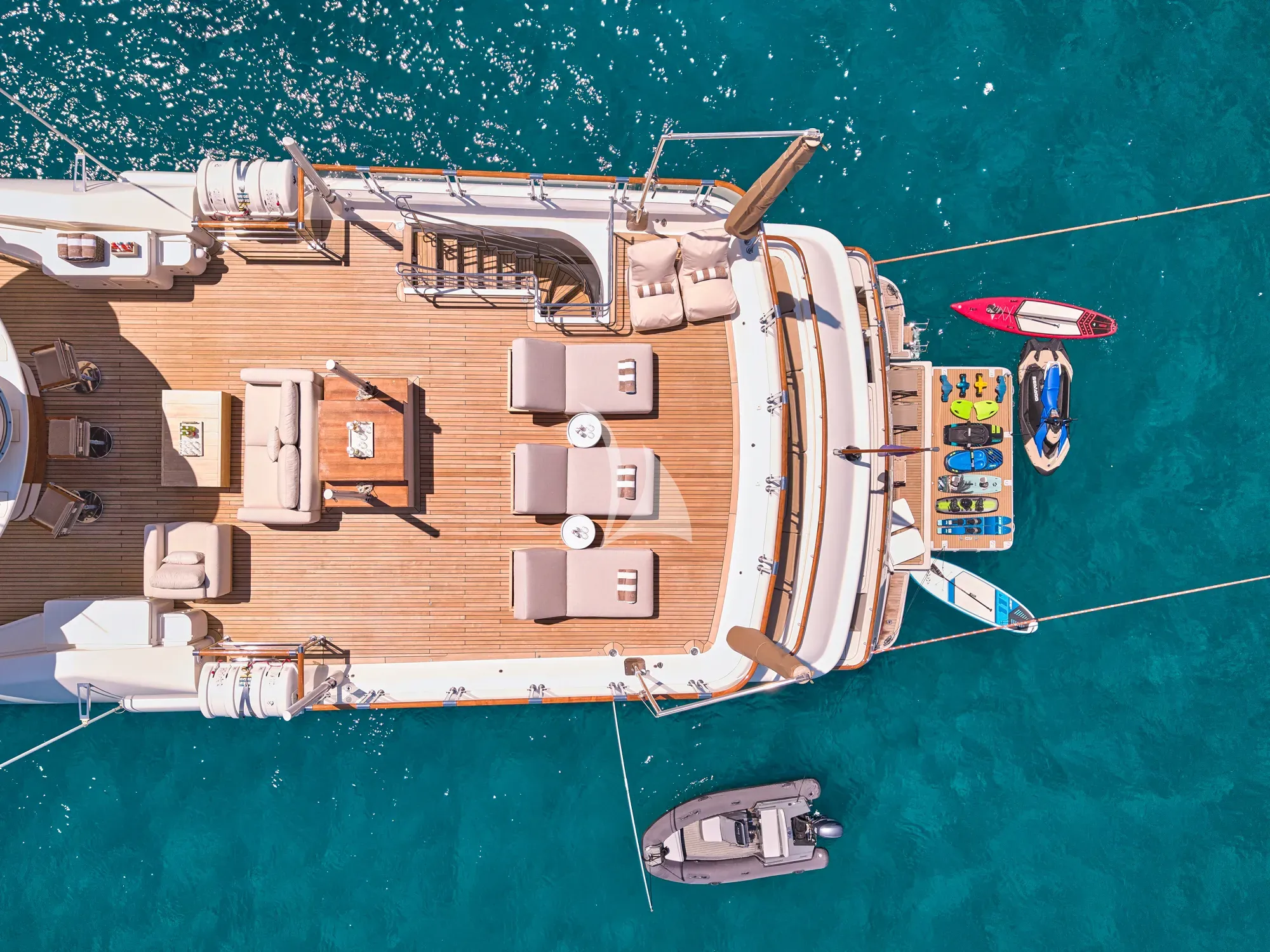 Luxury Crewed Motor Yacht PHOTON photo 8